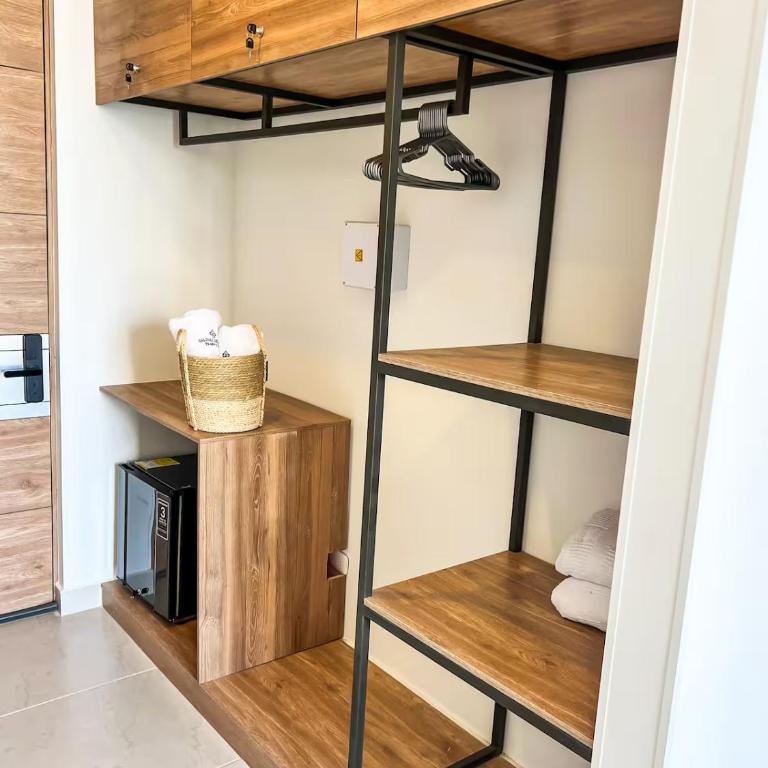 Apto de lujo 2 hab con Piscina y Balcón frente al mar - Apartamento de 2 dormitorios - 32