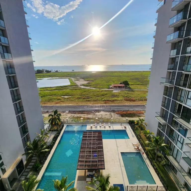 Apto de lujo 2 hab con Piscina y Balcón frente al mar - Apartamento de 2 dormitorios - 39