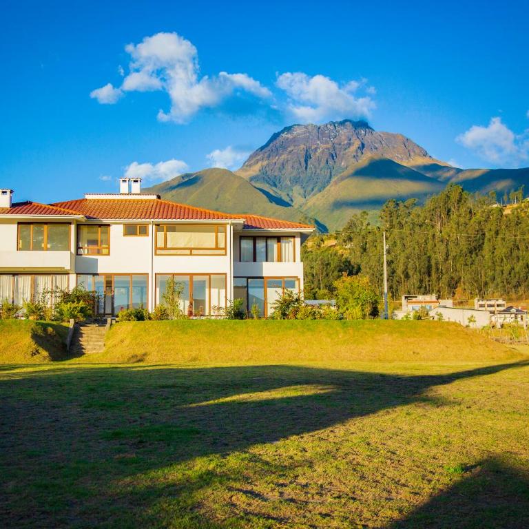 Casa Peguche - Habitación Doble con vistas a la montaña - 1