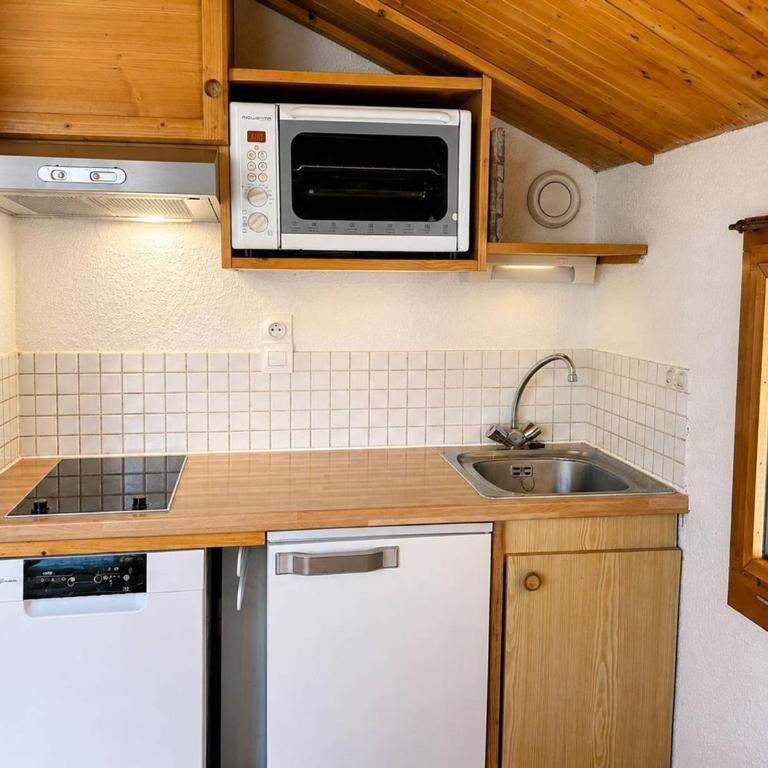 Appartement calme près des pistes - 4 pers. - FR-1-355-296 - Appartement - 6