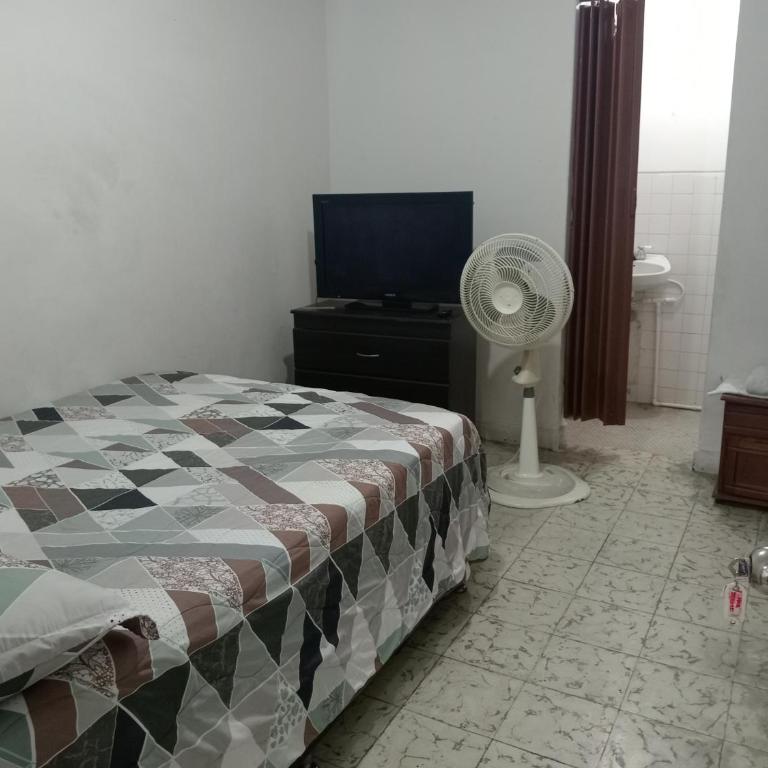 Casa Turistica Andy - Double Room with Private Bathroom - 4