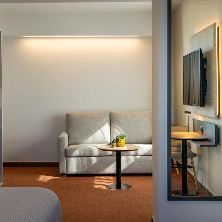 INNSiDE by Meliá Costablanca - The Studio Front Sea View XL - 4