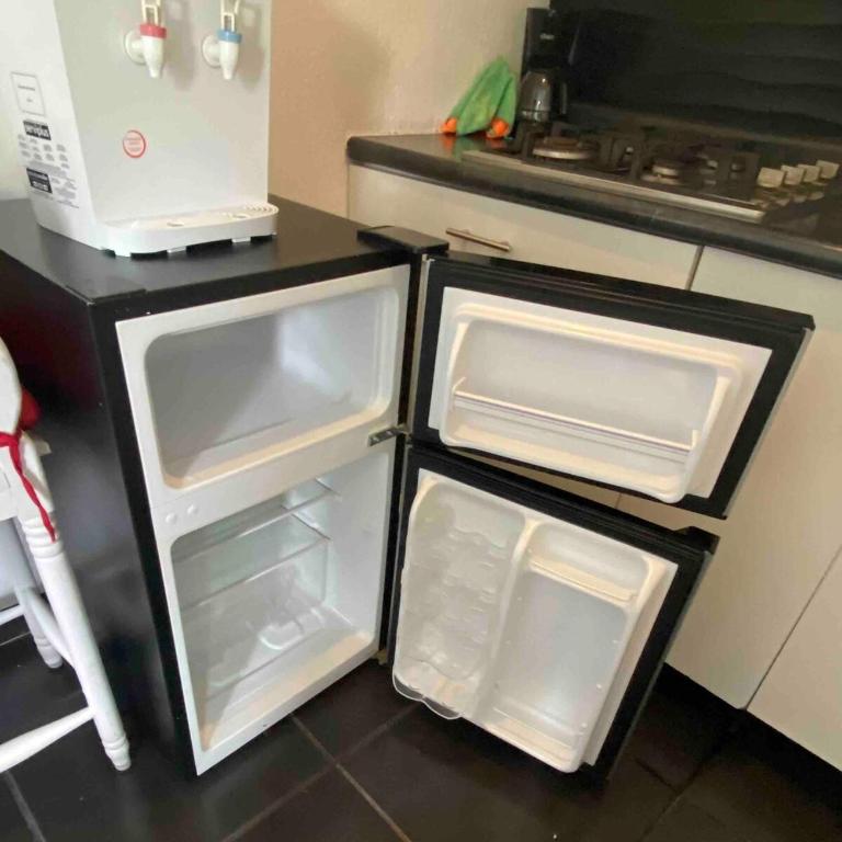 Suites Casa Pajaritos Mezquitán - Habitación Doble Económica - 12