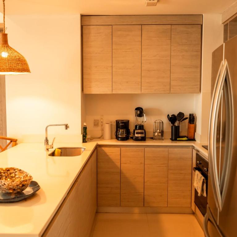 Lujo - Jacuzzi-Acceso a playa-2Hab-10 Min Airport - Two-Bedroom Apartment with Balcony and Sea View - 43