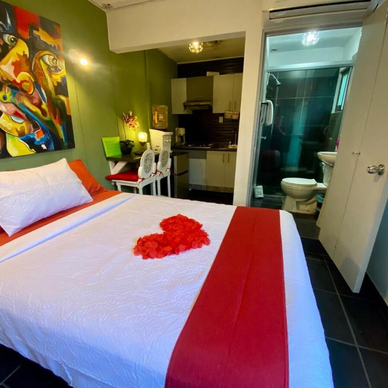 Suites Casa Pajaritos Mezquitán - Habitación Doble Económica - 9