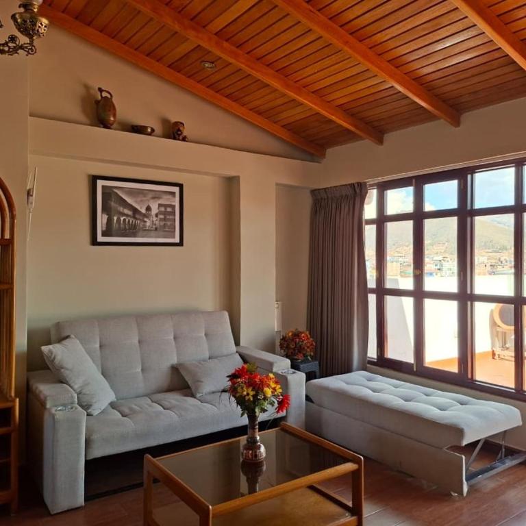 Buena Vista Terrace & Wood - One-Bedroom Apartment - 1
