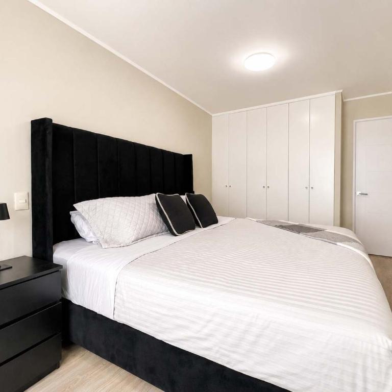 Luxury 2BR Stay San Isidro - Apartment - 17