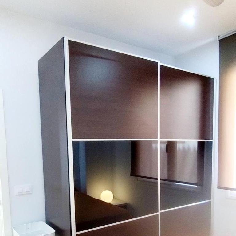 PICASSO - Quiet Renovated Apartment with Oven and Dishwasher and Lift - Steps from Calle San Miguel - Apartamento - 5