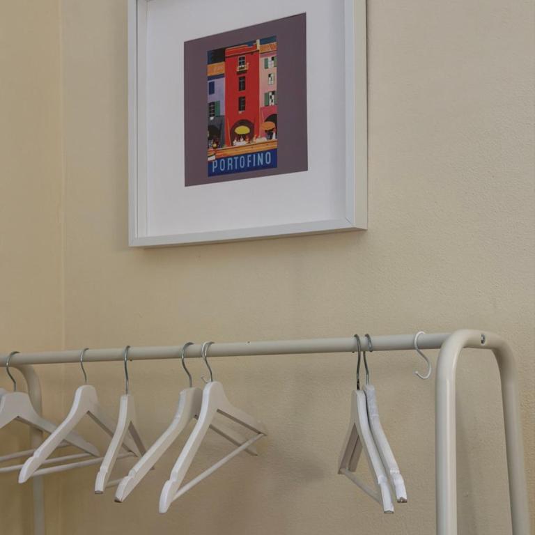 Fazio 72 Rooms - Camera Familiare con Bagno Privato - 8
