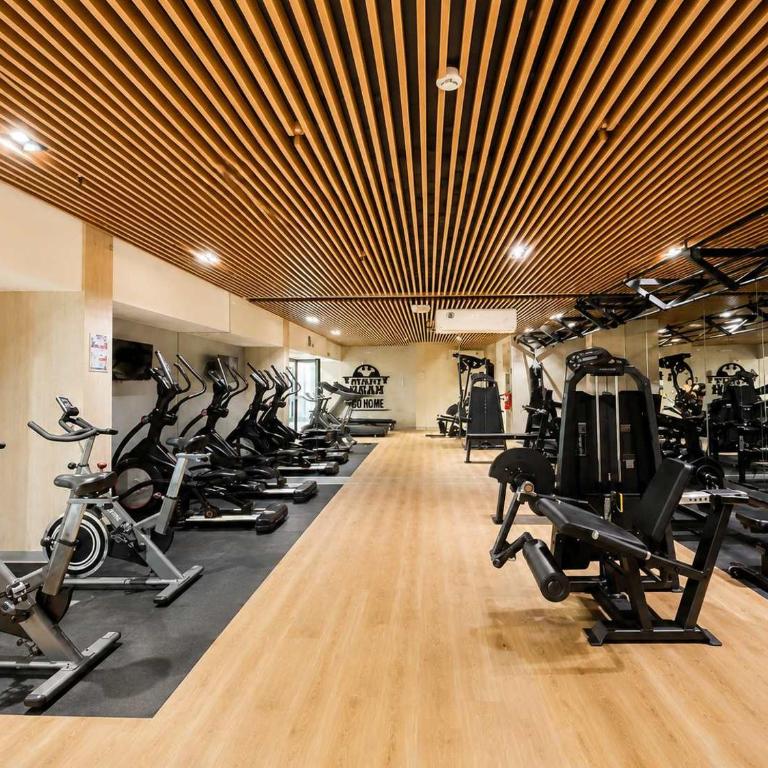 Luxury 2BR Stay San Isidro - Apartment - 15