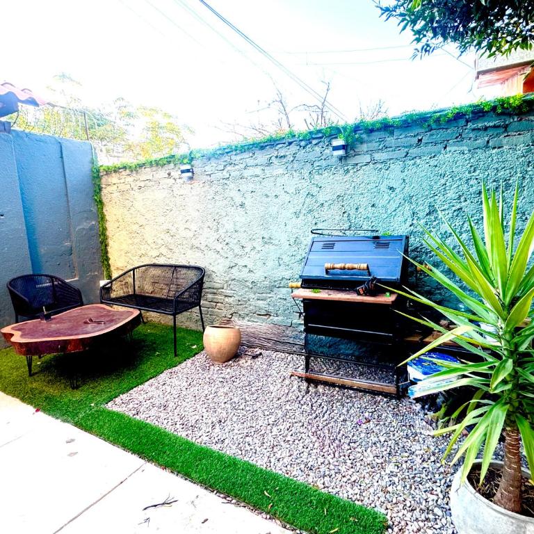 LaCasita Independent Cottage for 5 Ppl Located 7 mins from Downtown - Casa de 2 dormitorios - 19