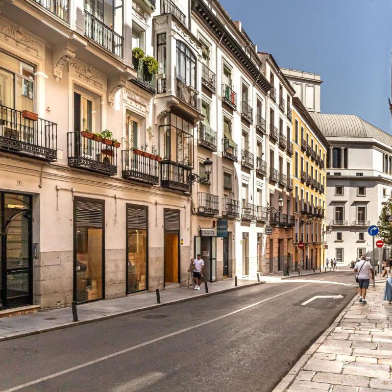Queen's Opera I - Alojamiento Corta Estancia - Apartment mit 2 Schlafzimmern - 18
