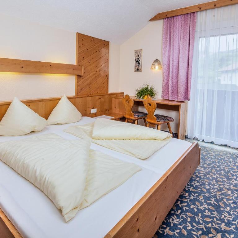 Kinderhotel Sailer - Classic Dreibettzimmer - 2