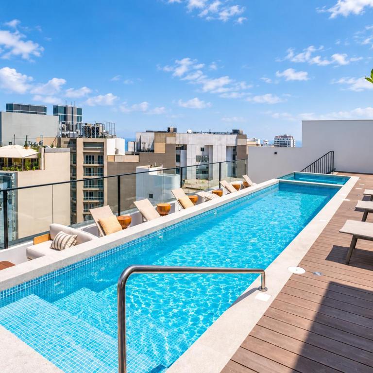 Miraflores luxury departments with a Beautiful View - Three-Bedroom Premium Apartment with Balcony - 9