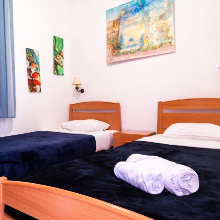 WELCS APARTAMENTOS FALCONERA con piscina - Apartamento con terraza - 4
