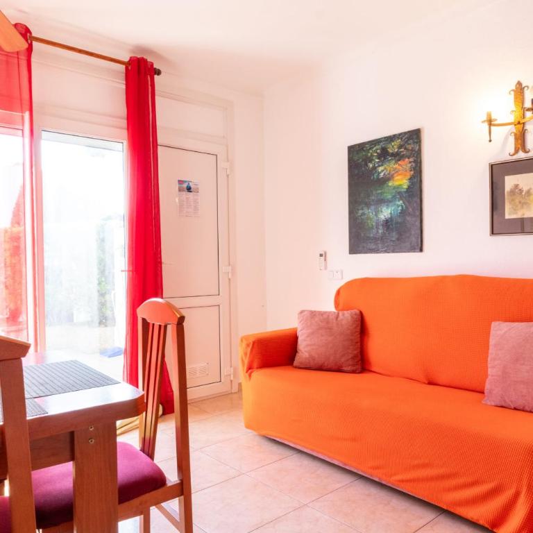 WELCS APARTAMENTOS FALCONERA con piscina - Apartamento con terraza - 10