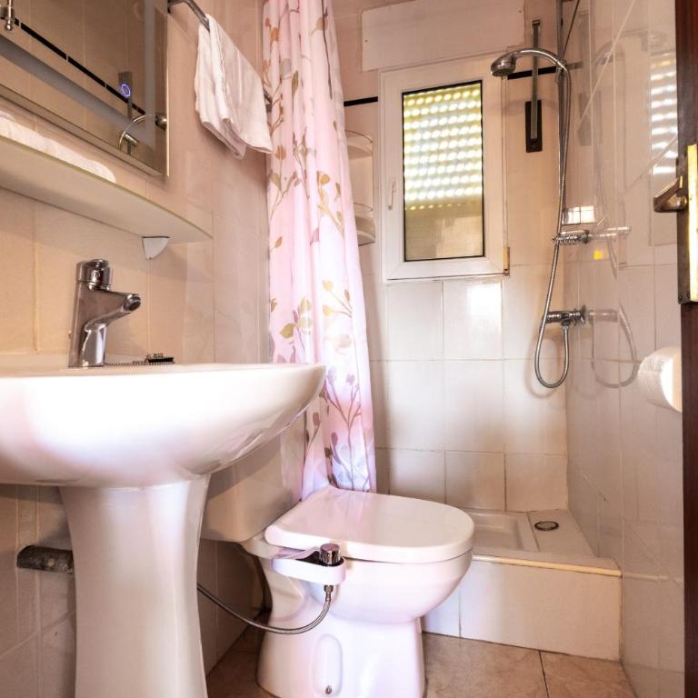 WELCS APARTAMENTOS FALCONERA con piscina - Apartamento con terraza - 11