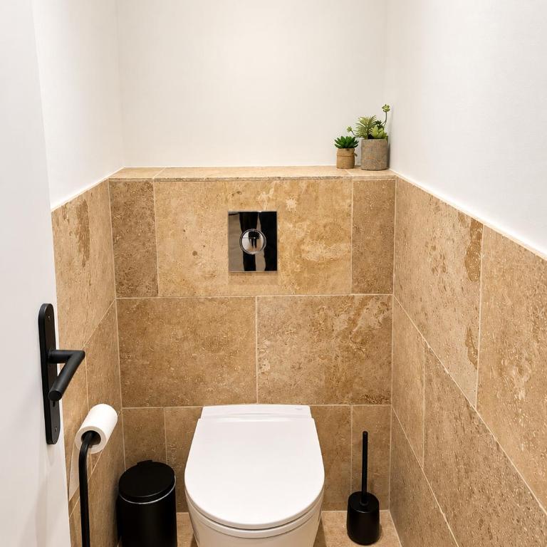 Modern 2-Bedroom Apartment - Walk to beach & Old Town Antibes - Appartement 2 Chambres - 27