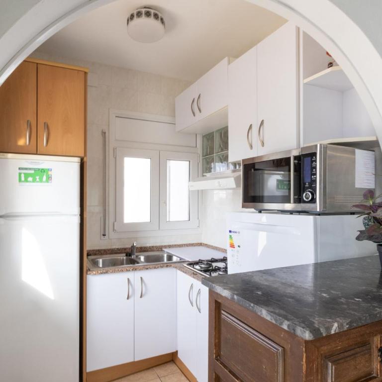 WELCS APARTAMENTOS FALCONERA con piscina - Apartamento de 2 dormitorios - 5