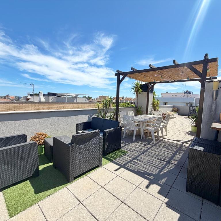 DOMuum Holidays - MAR CAMBRILS - Two-Bedroom Apartment - 2