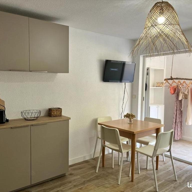 Studio avec jardinet dans la baie de Calvi pour 4 personnes à 200 mètres de la plage de sable fin - Appartement 2 Chambres - 7