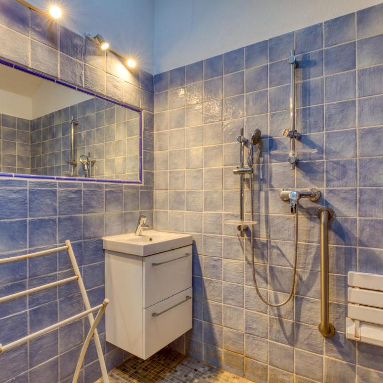 Le Flamant Rose - One-Bedroom Apartment with Garden View - 15
