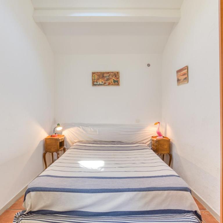 Le Flamant Rose - One-Bedroom Apartment with Garden View - 12