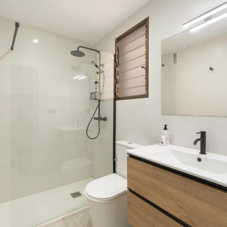 Apartamentos Las Flores - Apartamento con ducha - 13