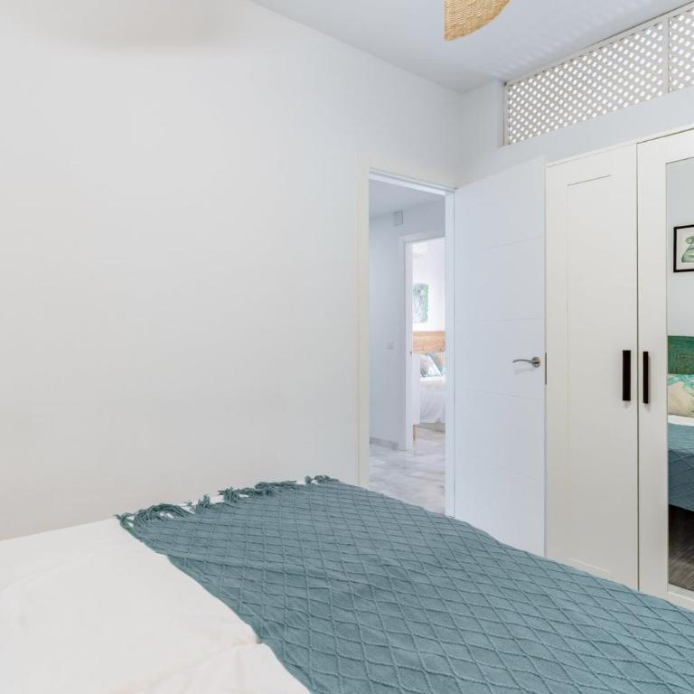 GuestReady - Beachfront in Torrox - Two-Bedroom Apartment - 18