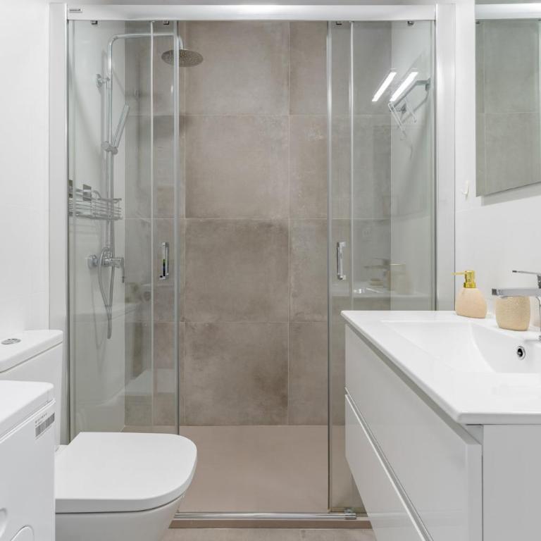 GuestReady - Beachfront in Torrox - Two-Bedroom Apartment - 17