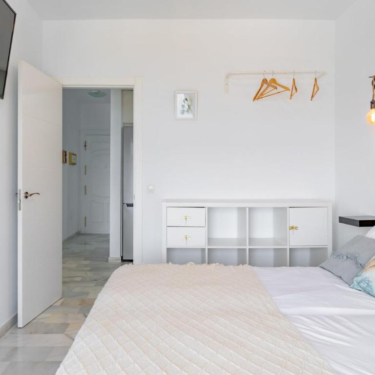 GuestReady - Beachfront in Torrox - Two-Bedroom Apartment - 6