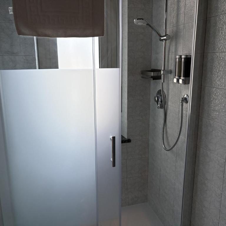 Guest House Casa Mapi - Habitación Doble con baño privado - 8