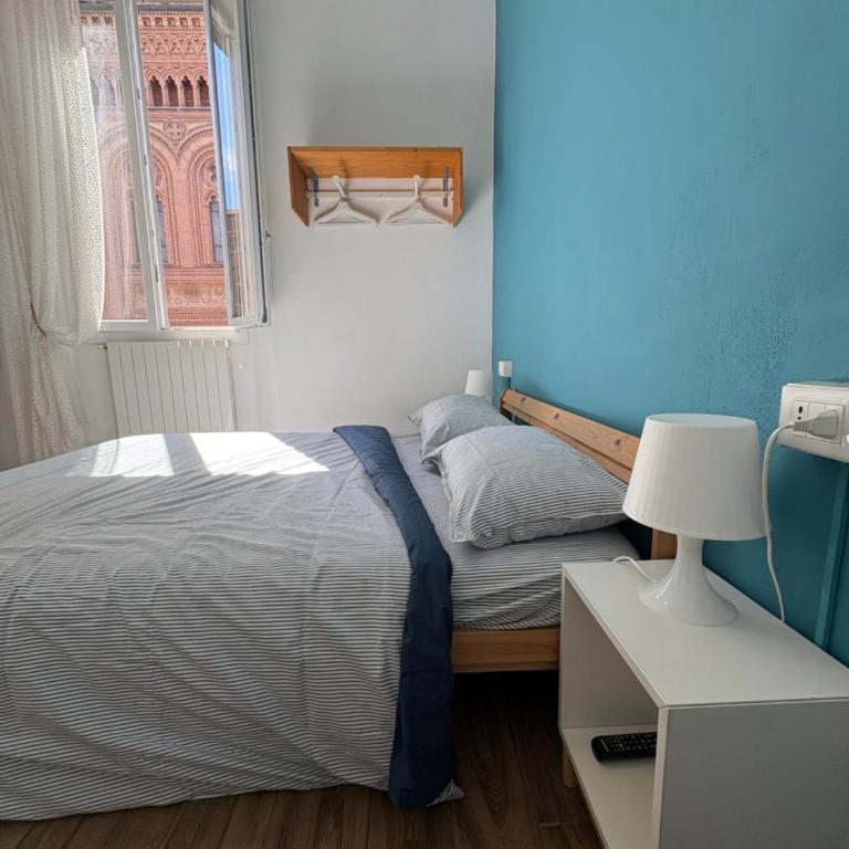 CAMERA e BAGNO PRIVATO a 3 minuti dalla Stazione - Doppelzimmer - 8