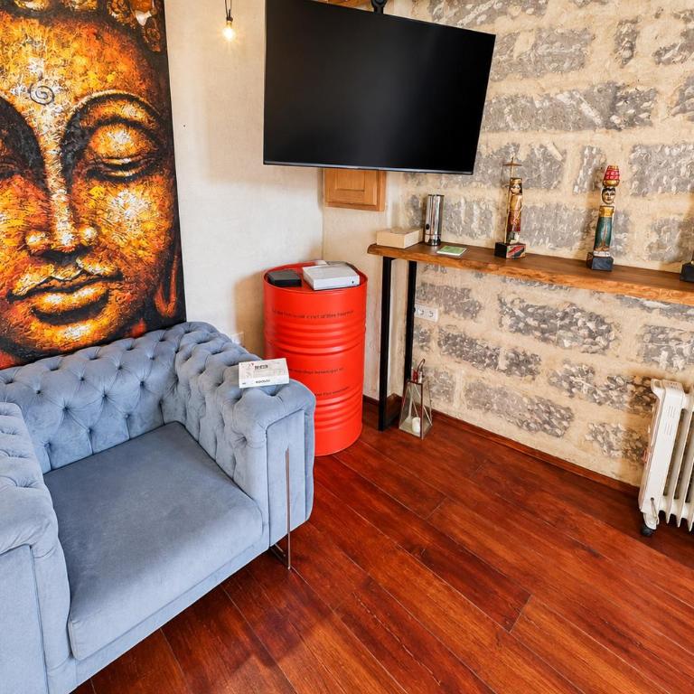 AC - Rooftop views - Festival heart - Two-Bedroom Apartment - 12