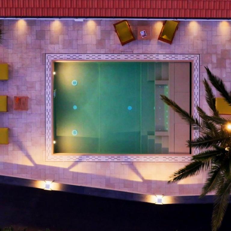 Nevada Infinity Villa with Pool, Terrace, Capri View - Villa - 8