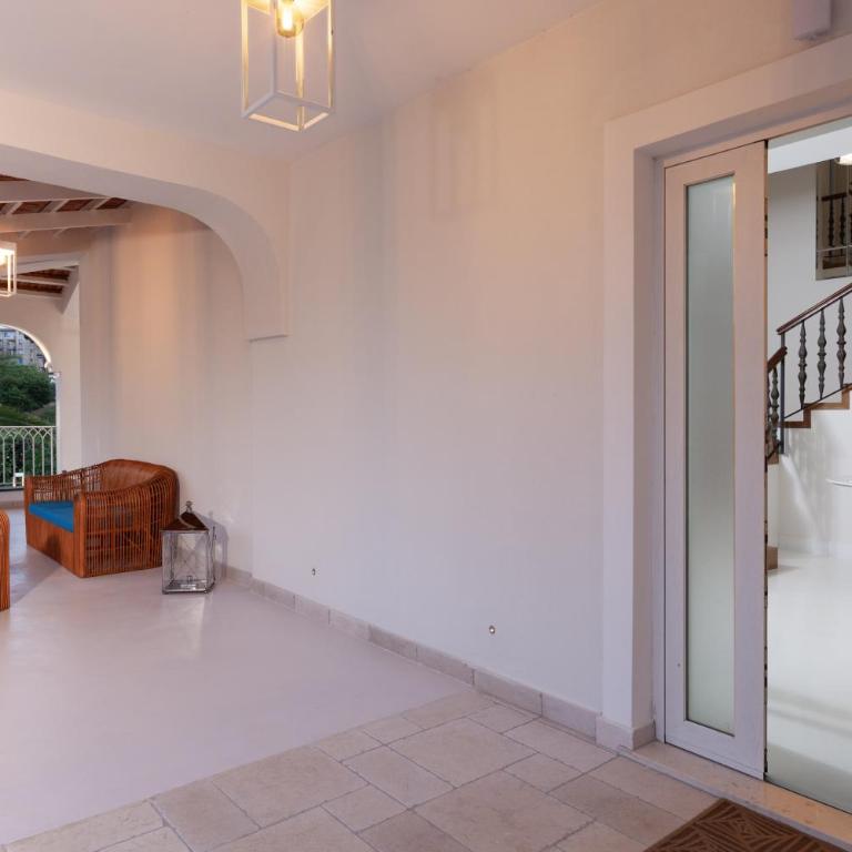 Nevada Infinity Villa with Pool, Terrace, Capri View - Villa - 22