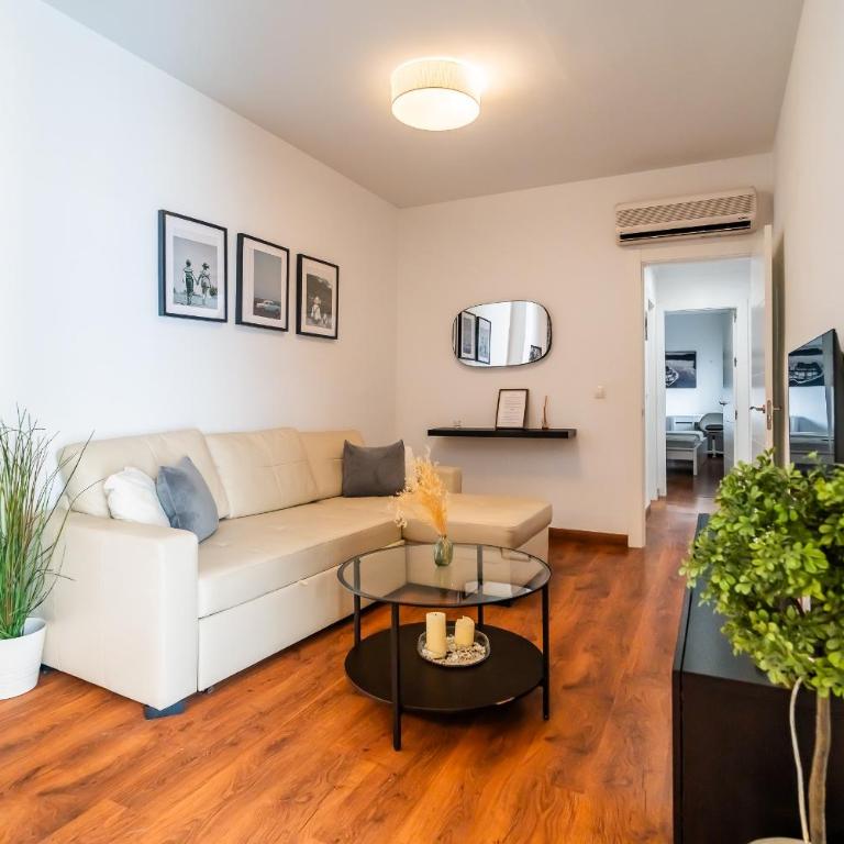 Cubo's Montaño Malaga Apartment - Apartamento - 5