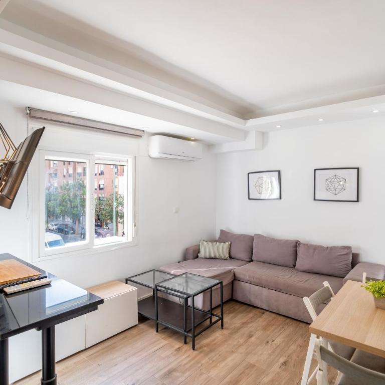 Cubo's Espronceda Malaga Apartment - Apartamento - 1