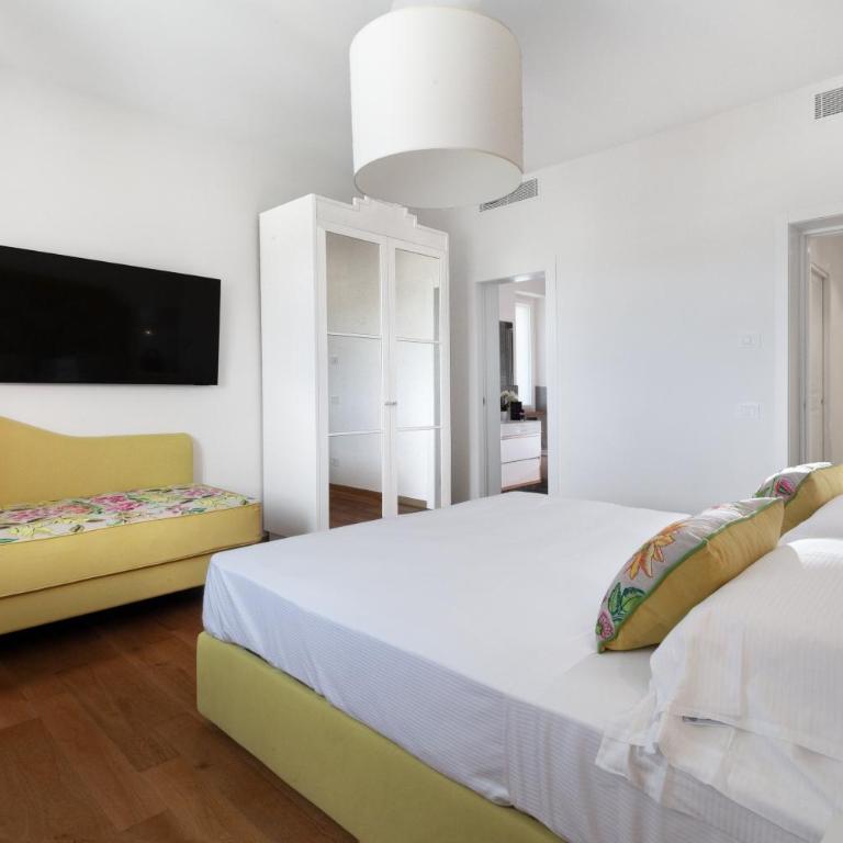 Nevada Infinity Villa with Pool, Terrace, Capri View - Villa - 36