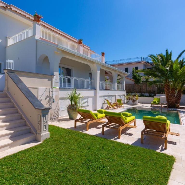 Nevada Infinity Villa with Pool, Terrace, Capri View - Villa - 66