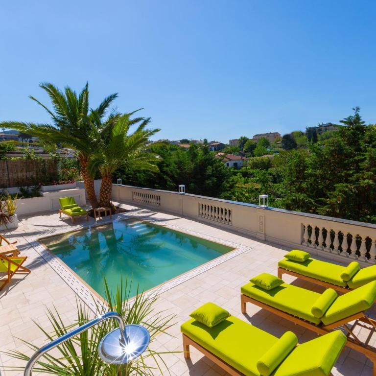Nevada Infinity Villa with Pool, Terrace, Capri View - Villa - 69