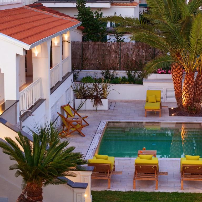 Nevada Infinity Villa with Pool, Terrace, Capri View - Villa - 1