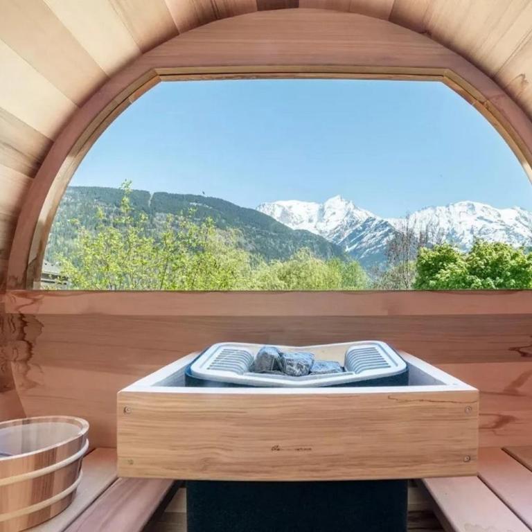 Nice chalet in St Gervais les bains calm - Maison de Vacances - 5