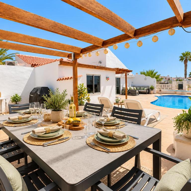 Sea View Villa with Private Pool & Jacuzzi on Golf Course - Villa con Vista Mare - 18