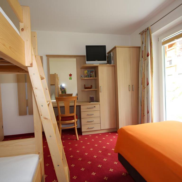 Appartement Markus - Two-Bedroom Deluxe Apartment with Garden View - 4
