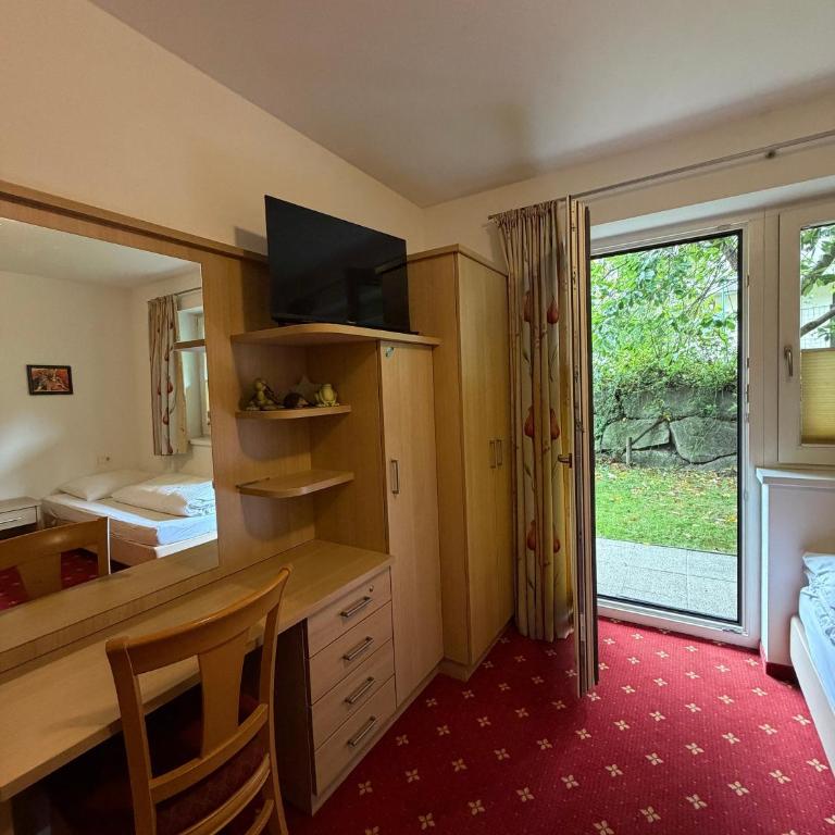 Appartement Markus - Two-Bedroom Deluxe Apartment with Garden View - 9