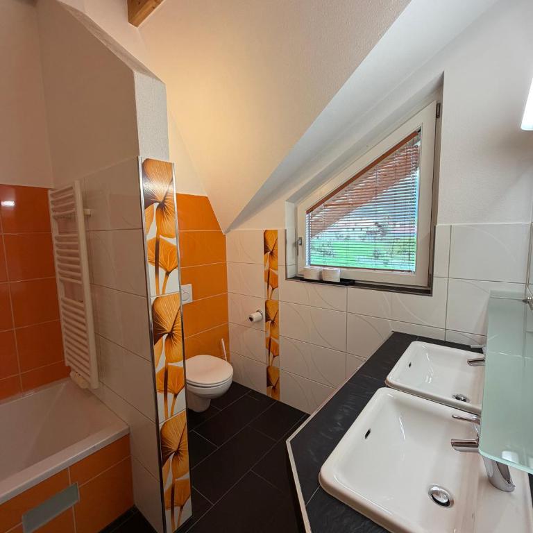 Appartement Markus - Three-Bedroom Premium Apartment with Balcony - 1