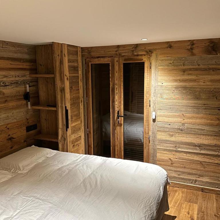 Large chalet with private pool and Nordic bath - Chalet - 12