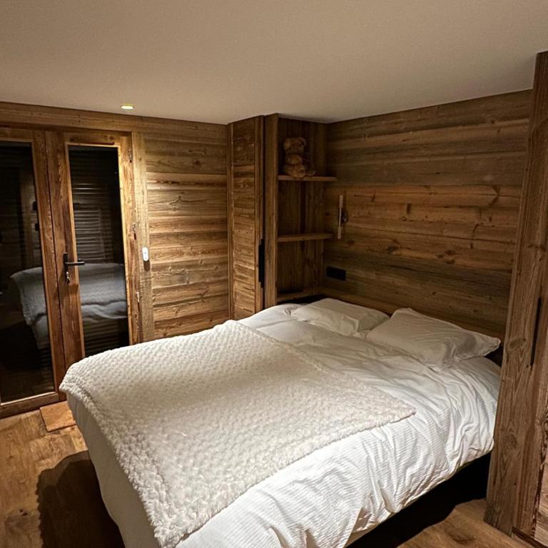 Large chalet with private pool and Nordic bath - Chalet - 15