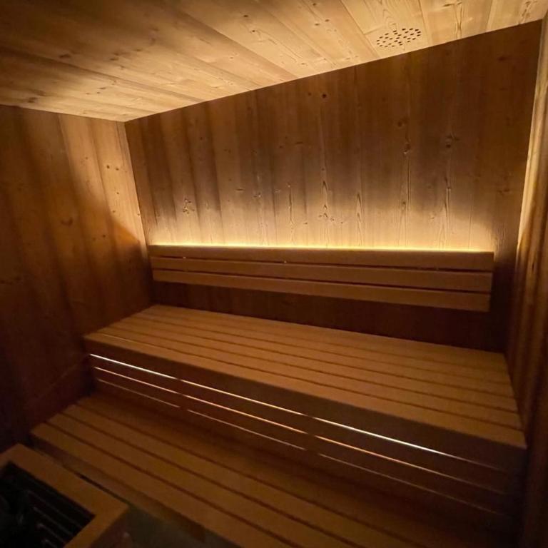 Large chalet with private pool and Nordic bath - Chalet - 26
